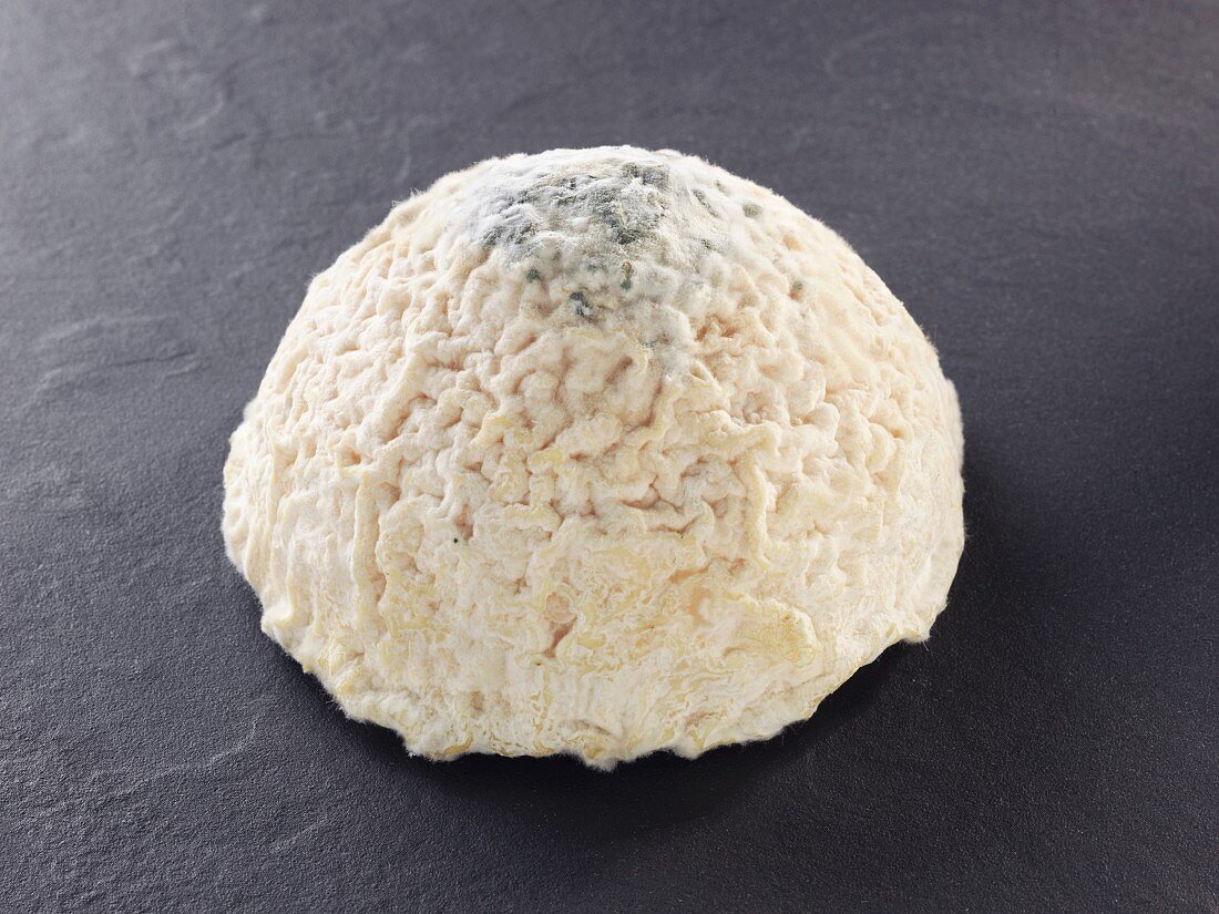 Dome (French goat's cheese)