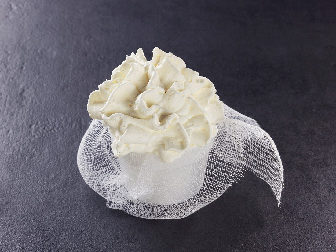 Fontainebleau (French cow's milk cheese)