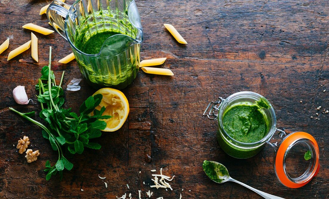 Homemade parsley pesto