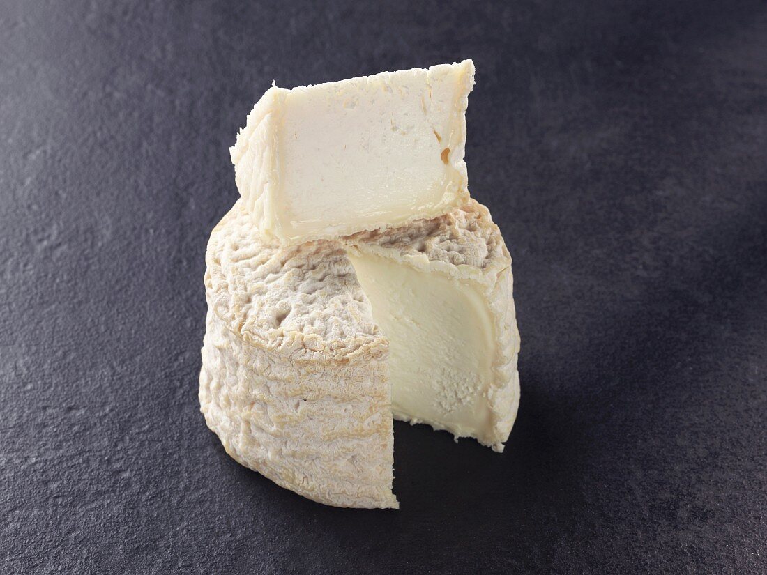 Nolte – French sheep's milk cheese from Touraine