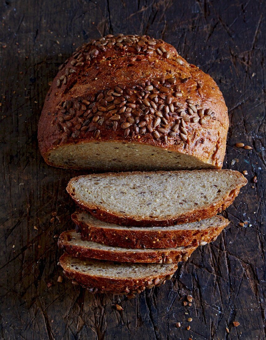 Wholemeal bread made with oats, barley, buckwheat, millet and flax seeds