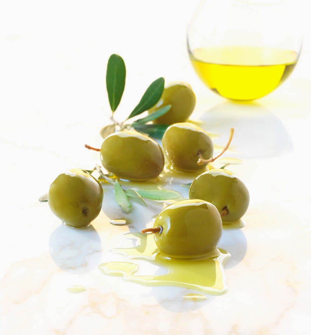 Green olives and olive oil