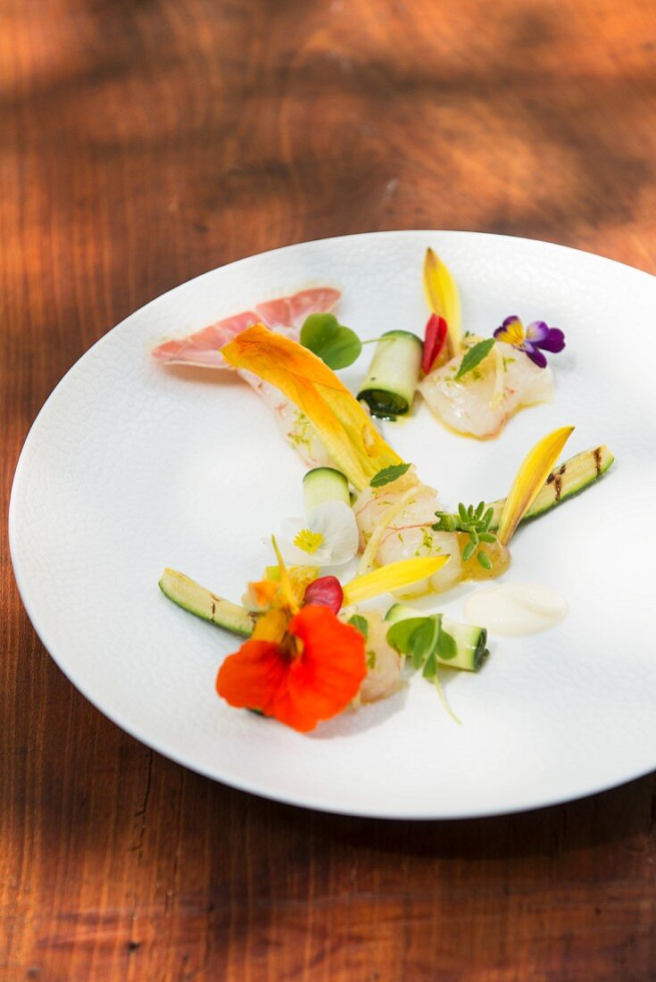 Langoustines with courgette, Japanese pepper and cardamom crème crue