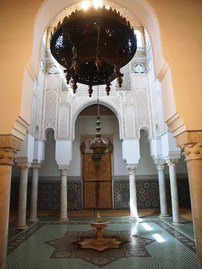 Innenansicht des Mausoleum von Moulay Ismail, die Grabstätte des despotischen Herrschers in Meknes, Marokko
