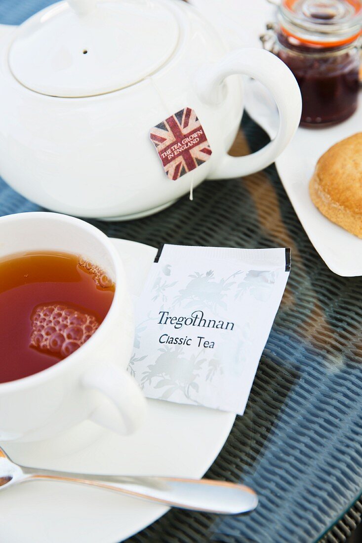 Tregothan tea at The Idle Rock in St. Mawes (Cornwall, England)