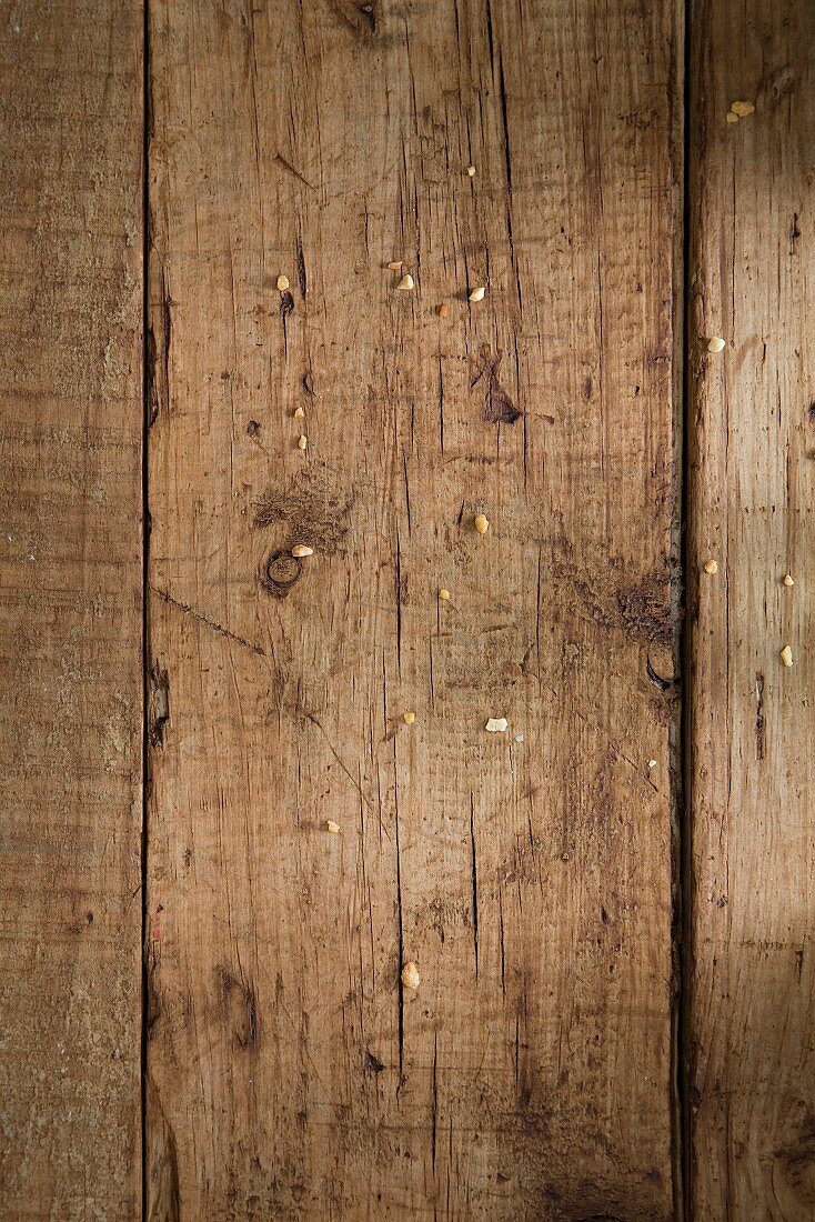 A wooden surface (full frame)