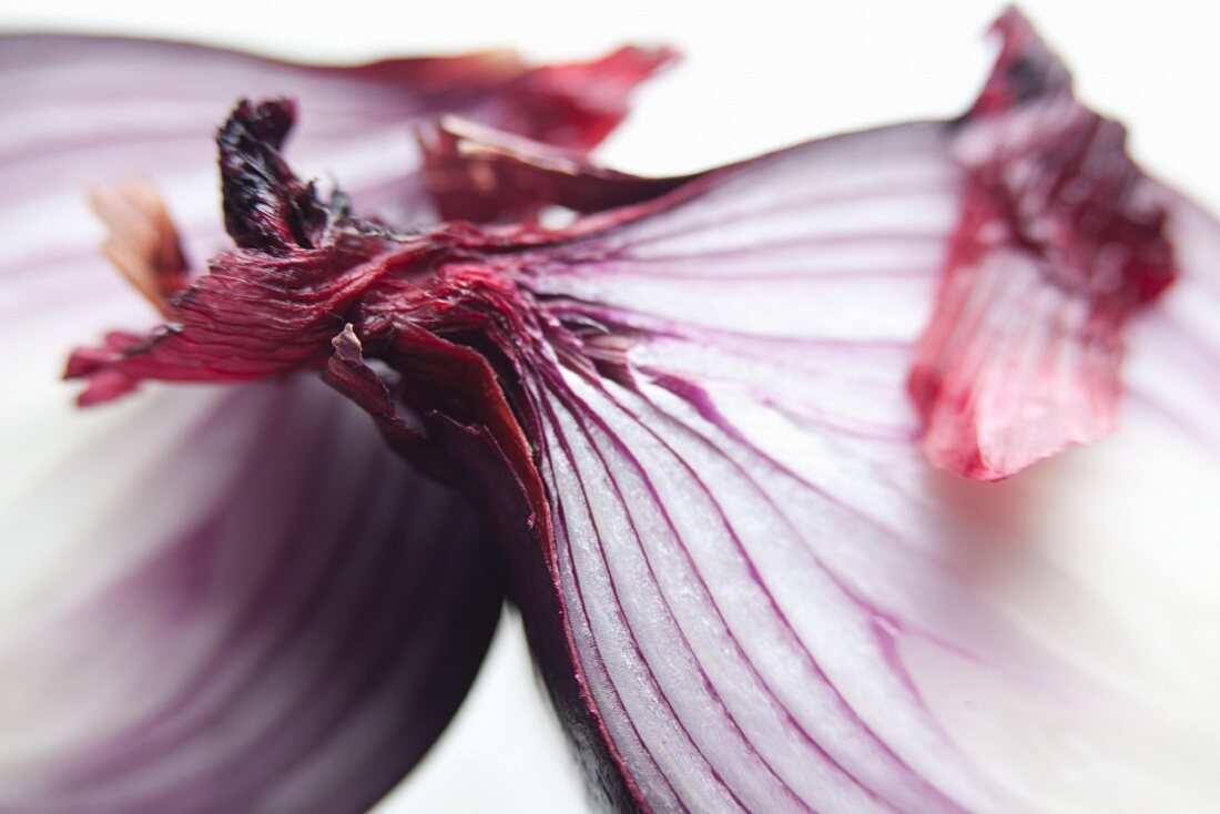 Red onion (close-up)
