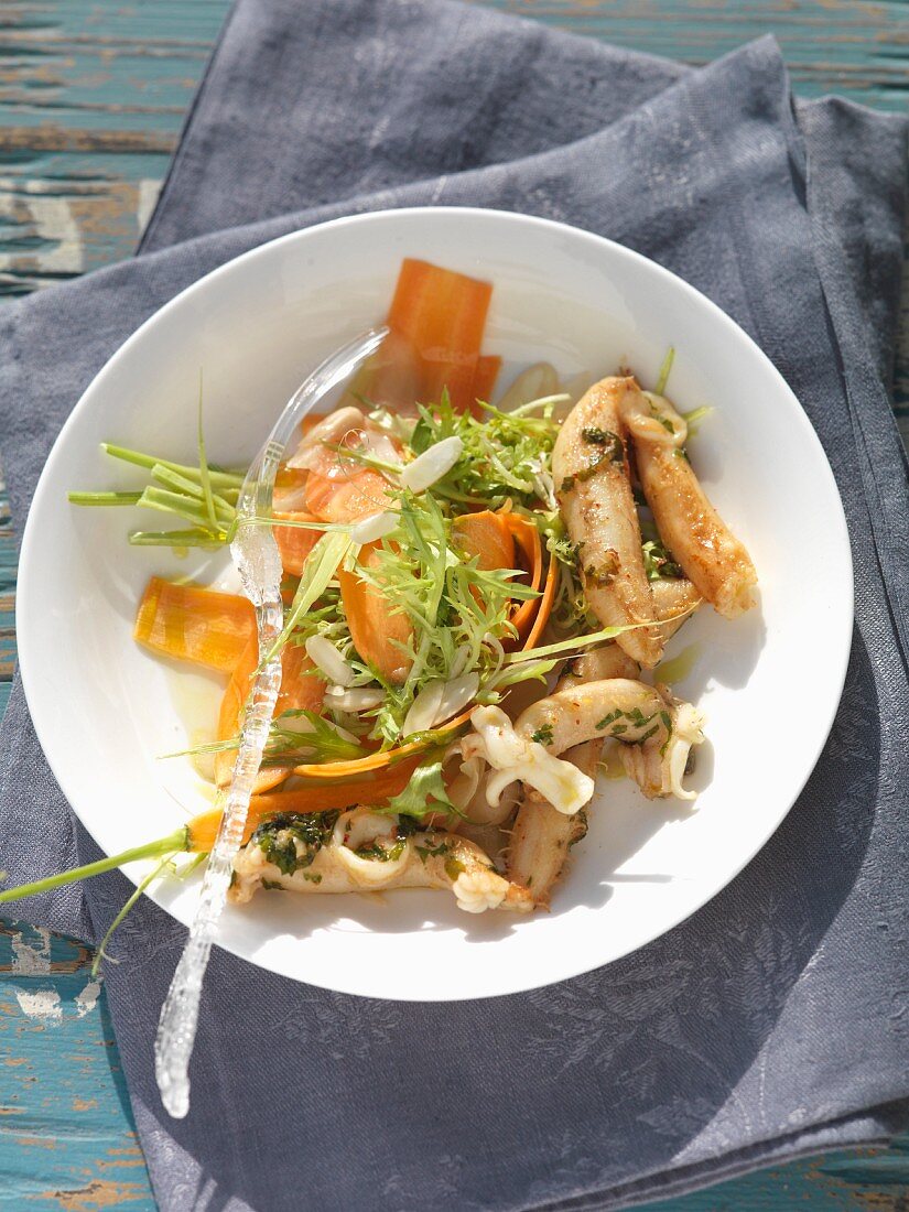 Sea cucumber salad with carrots