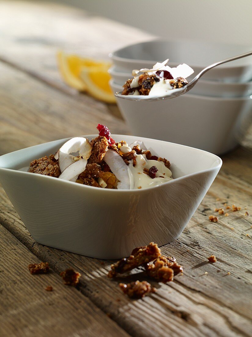 Crunchy muesli with yogurt and grated coconut