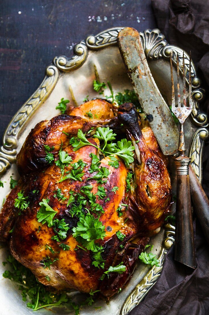 Grilled capon with parsley