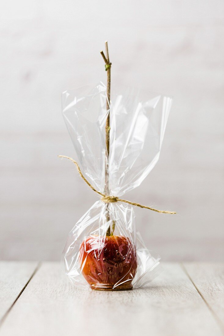 A toffee apple as a gift