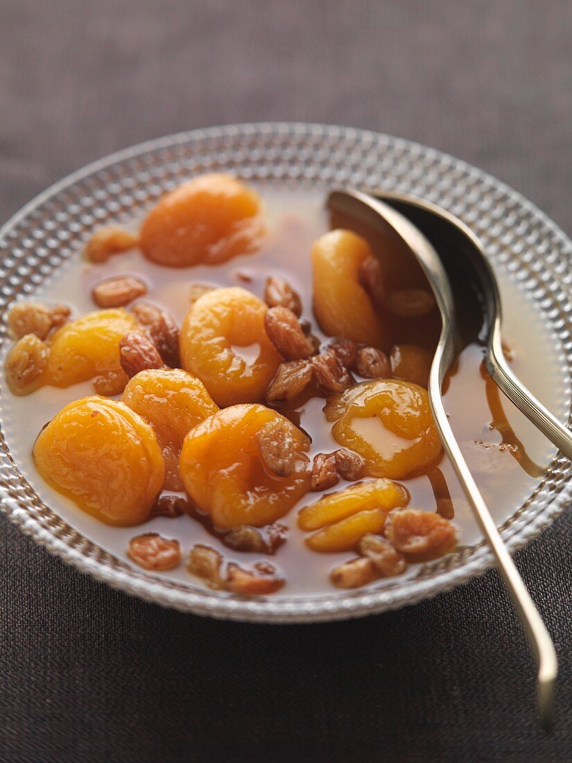 Dried apricot compote with raisins
