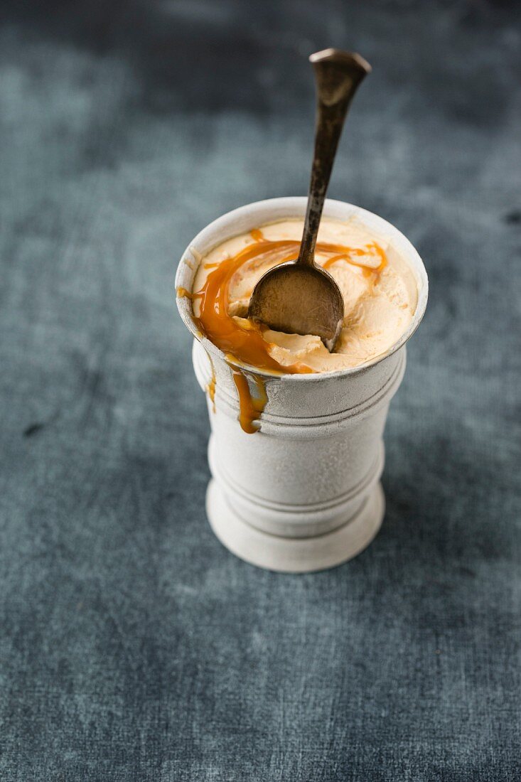 Caramel ice cream with caramel sauce