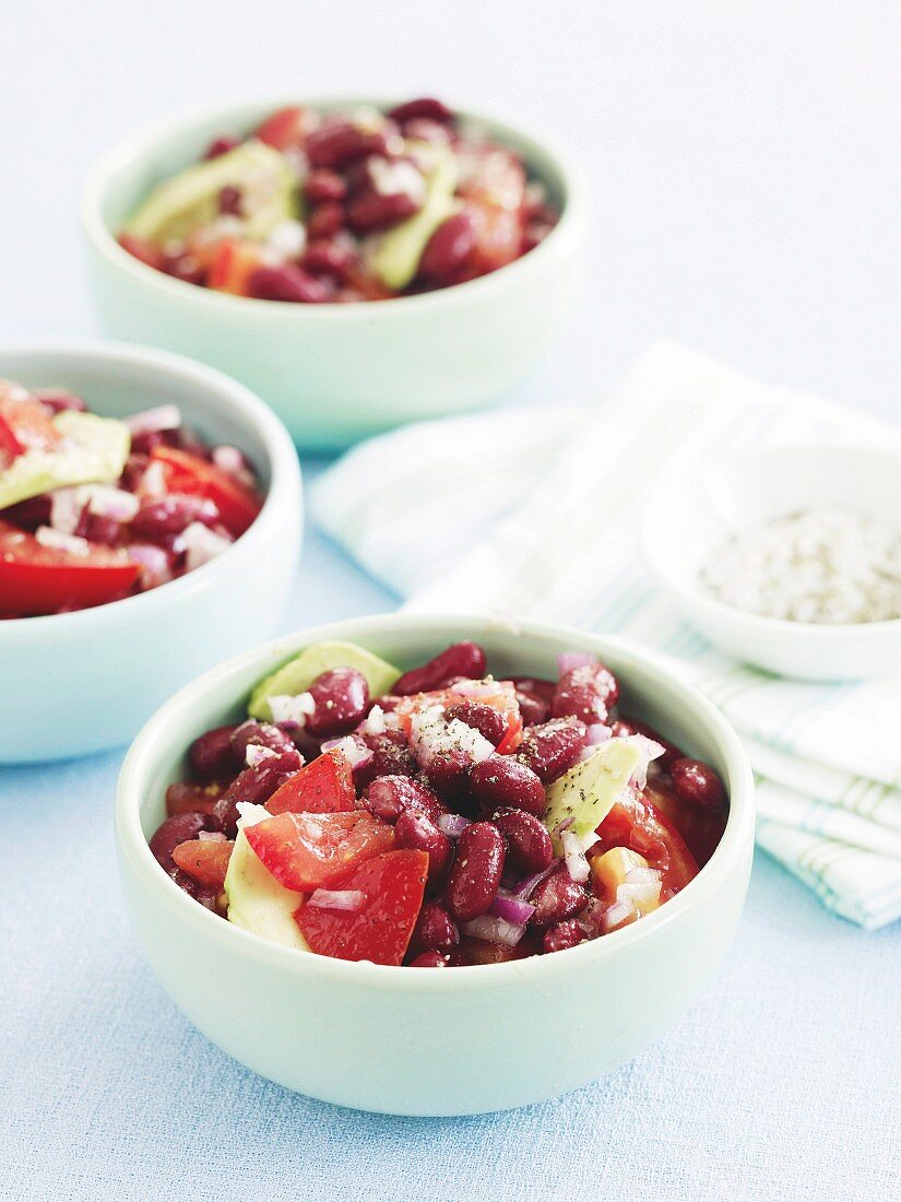 Kidney bean salad Mexico, with avocado and tomato