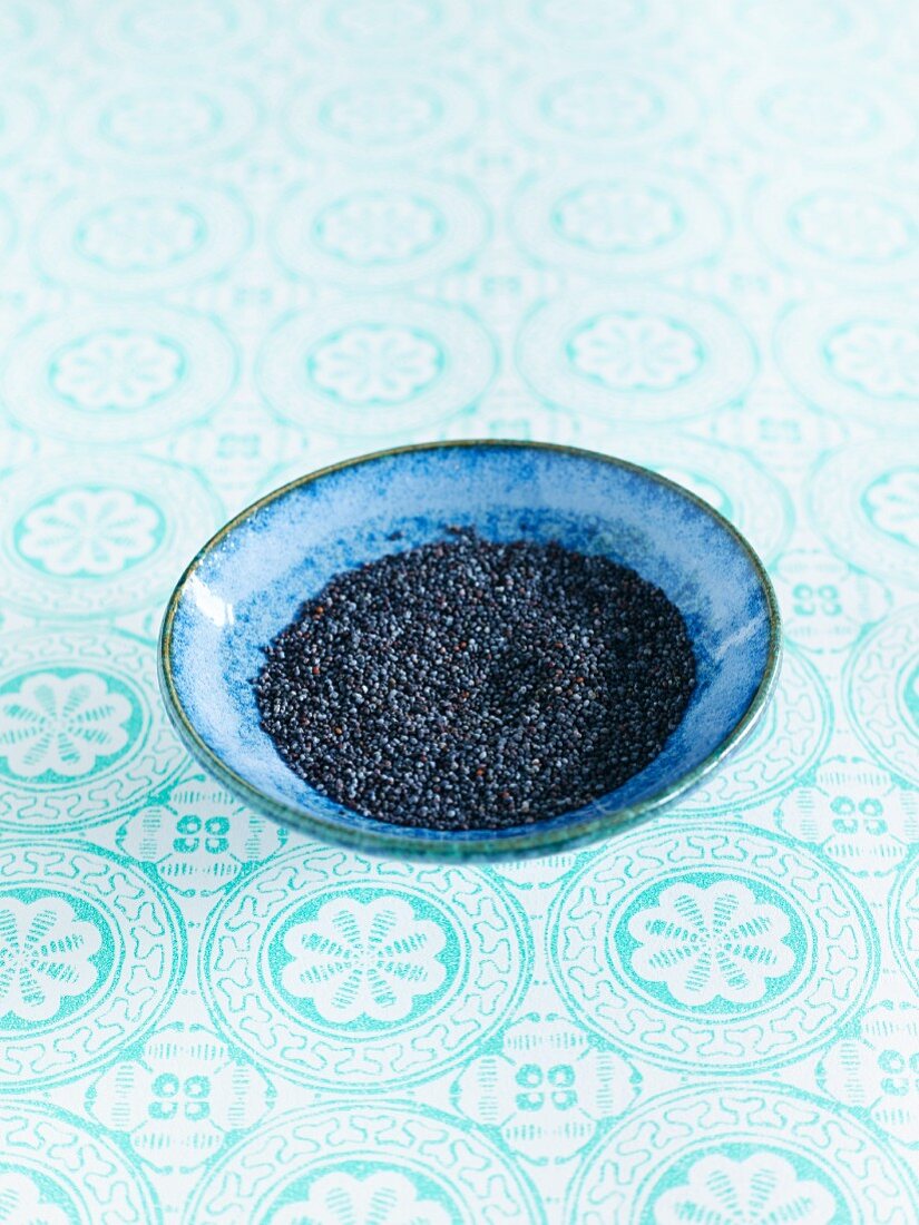 A bowl of poppy seeds