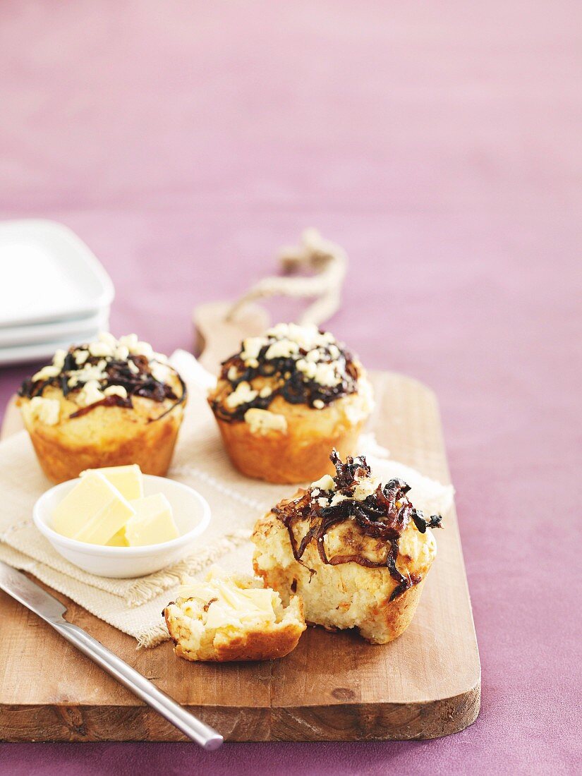 Muffins with caramelised onions and feta cheese