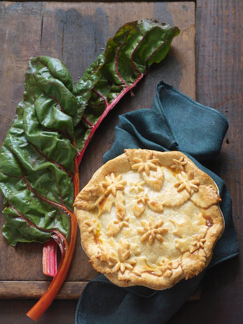 Chard pie and fresh chard leaves