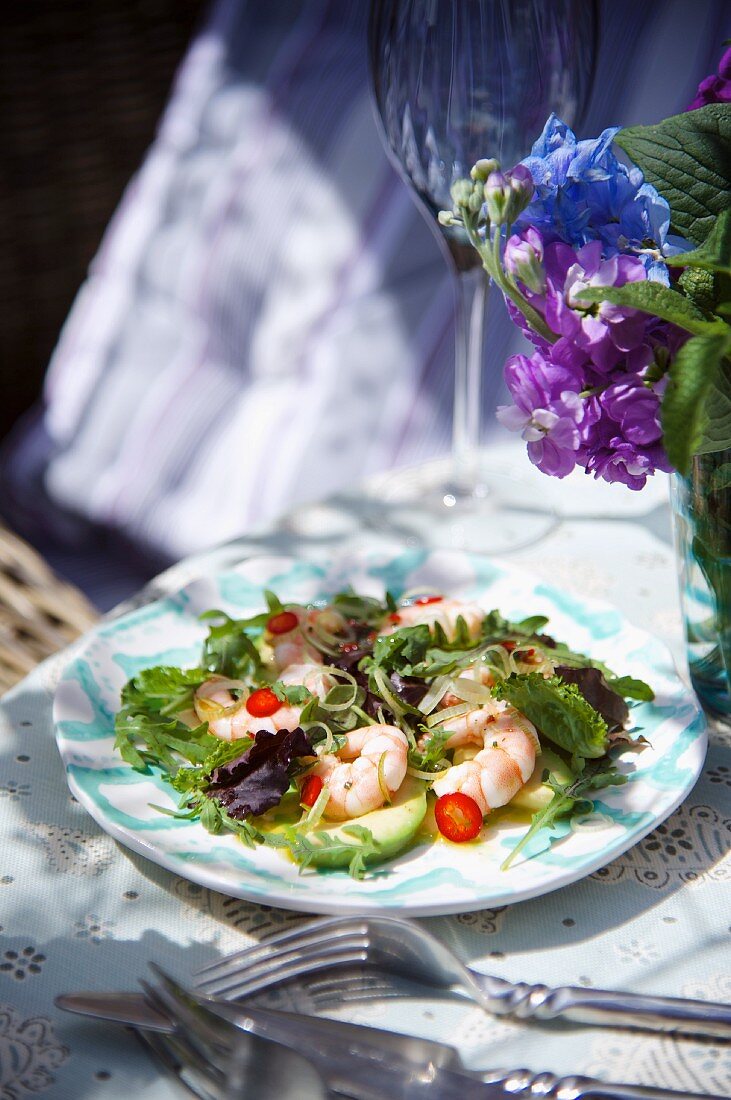 Garnelen-Avocado-Salat mit Chili