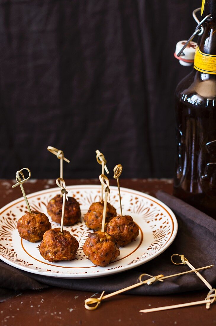 Falafel mit Spiesschen