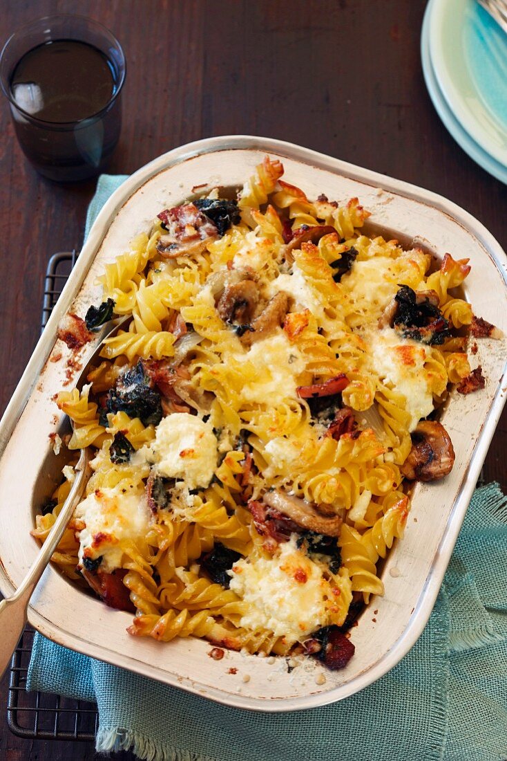 Spinach ricotta pasta bake