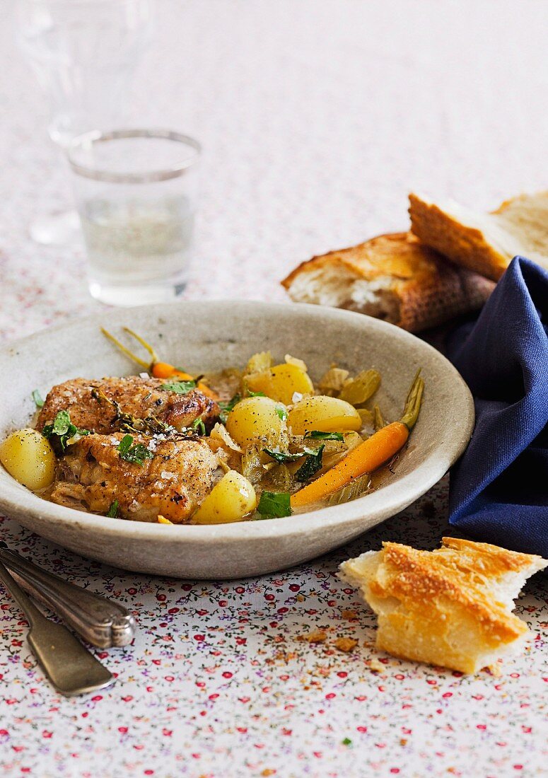 Braised chicken with thyme and sherry