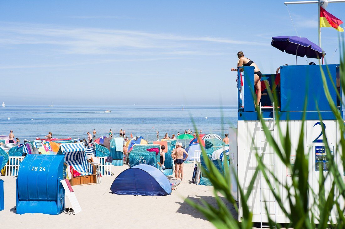 Baltic Sea resort, Kühlungsborn, Mecklenburg-Vorpommern - lifeguard tower