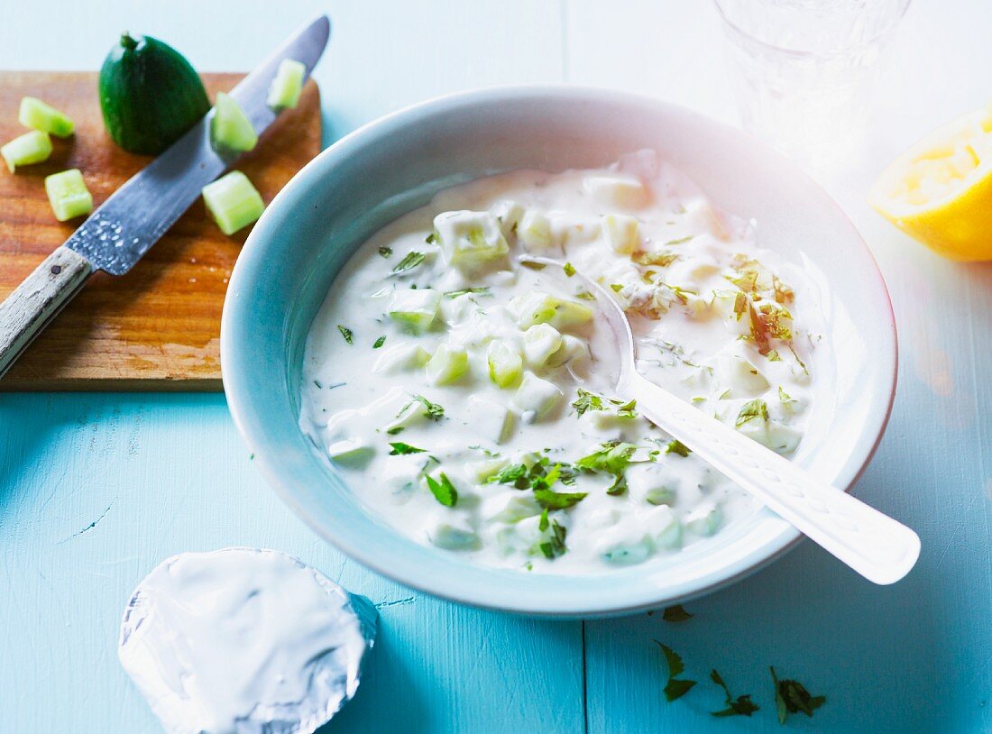 Cucumber raita