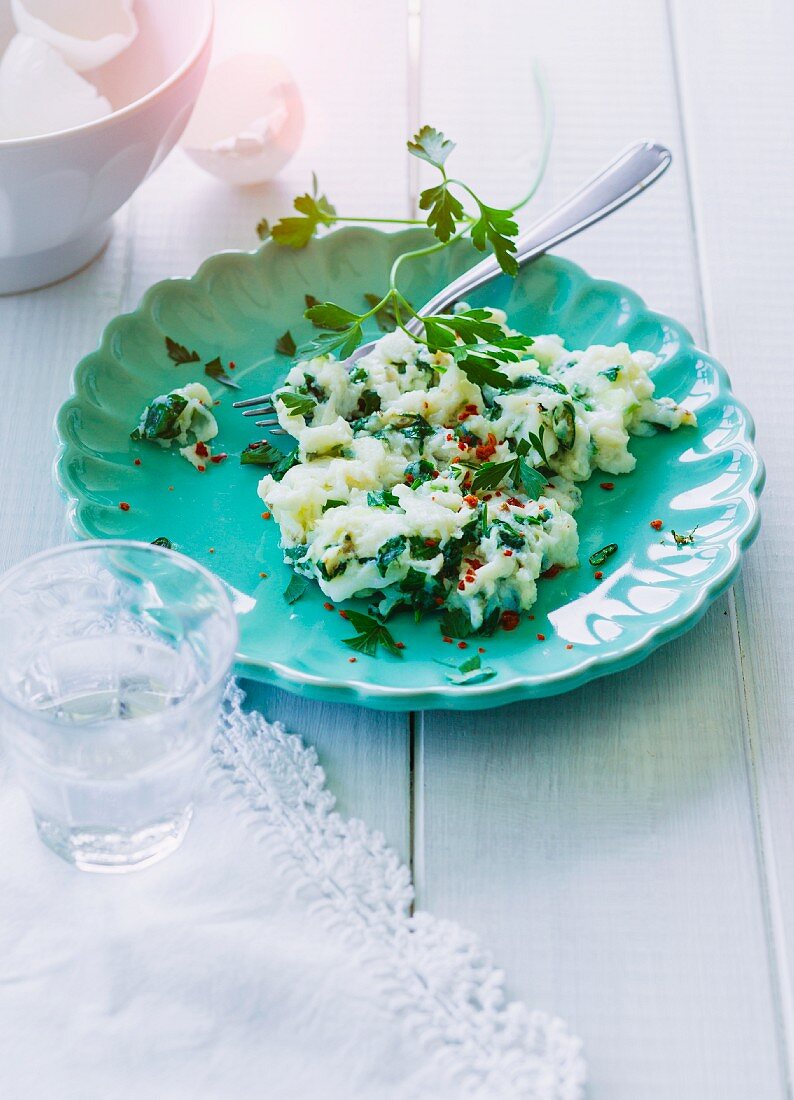 Scrambled Spanish egg whites with fresh spinach, coriander and chilli flakes