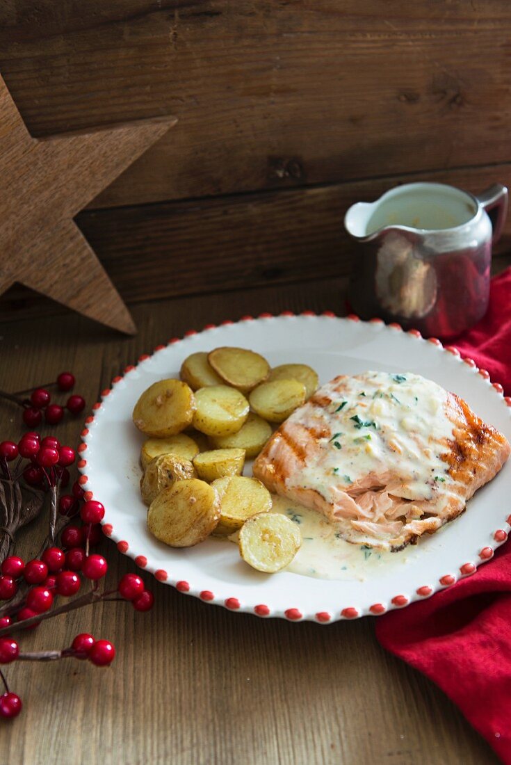 Salmon with potatoes and chive sauce for Christmas