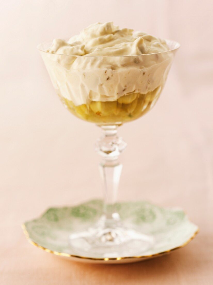 Gooseberry fool with gooseberry compote