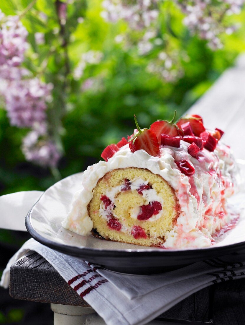 Swiss roll with strawberries and rhubarb