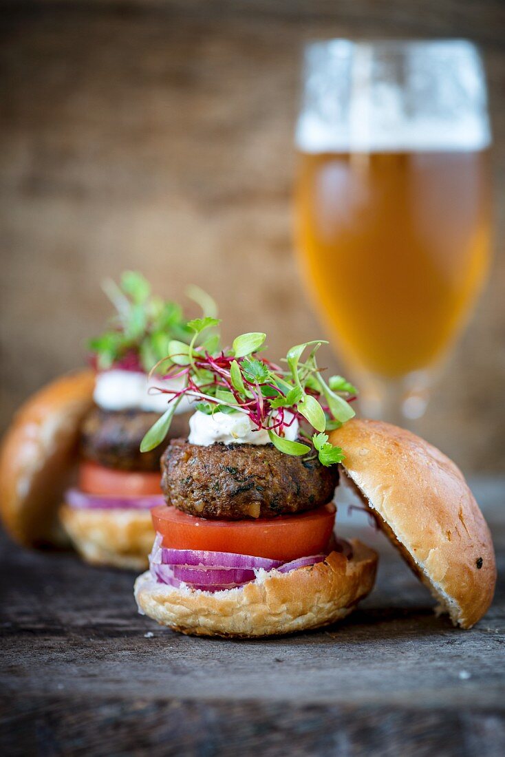 Venison burgers with beer