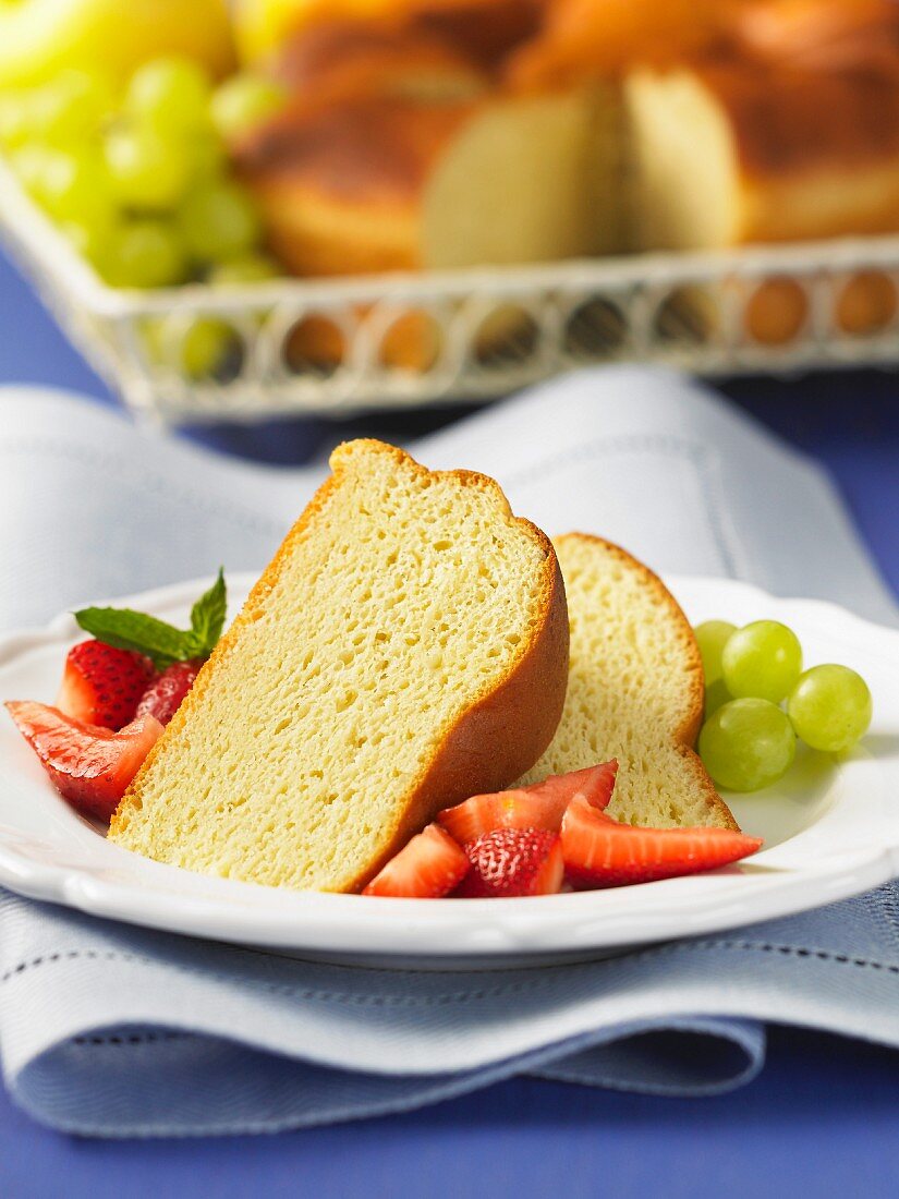 Bread with strawberries and grapes