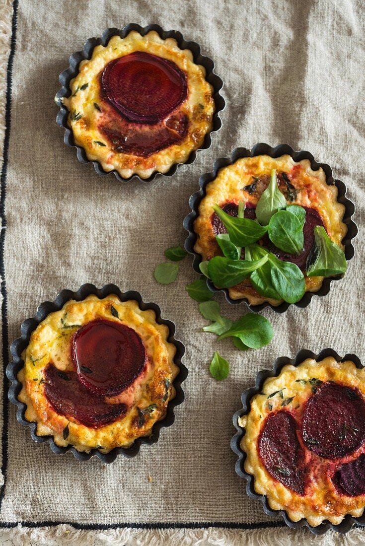 Beetroot tartlets (seen from above)