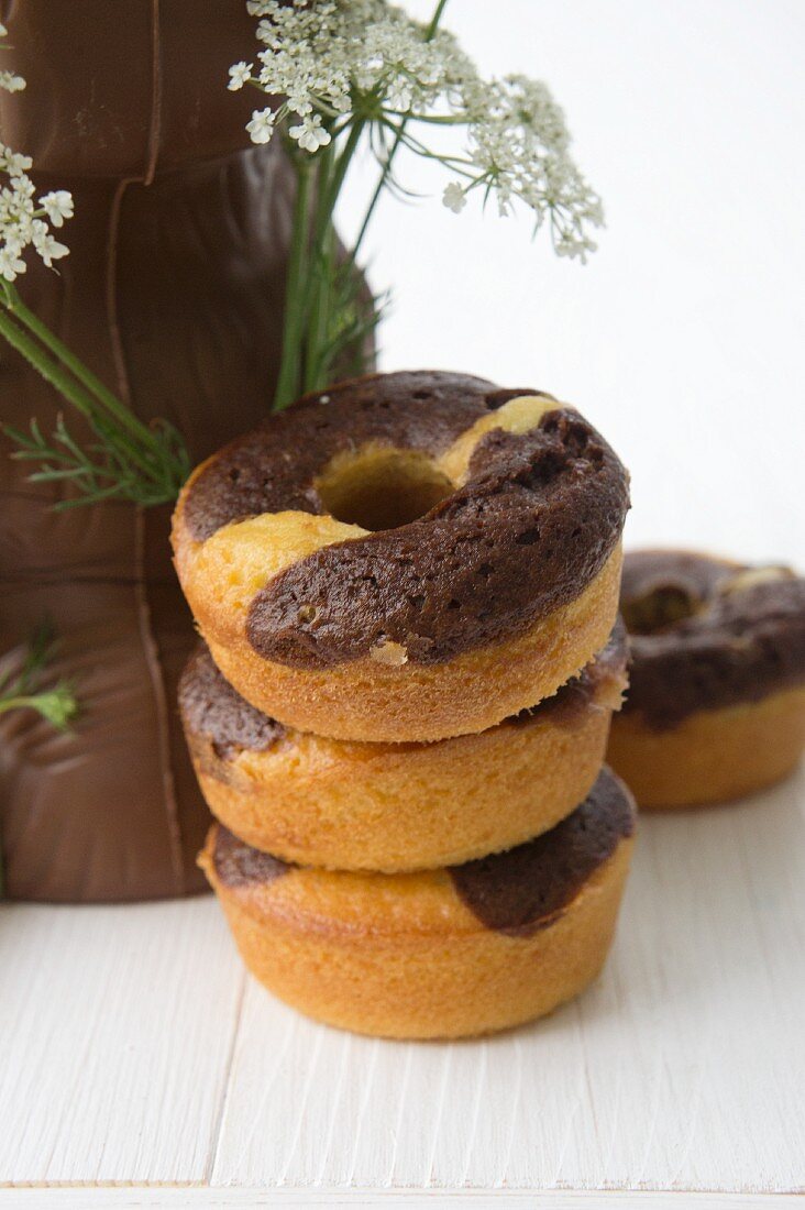 Marbled doughnuts with chervil