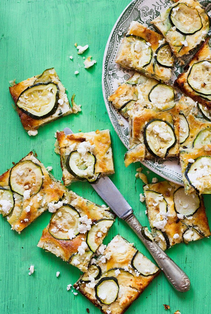 Courgette cake with feta cheese