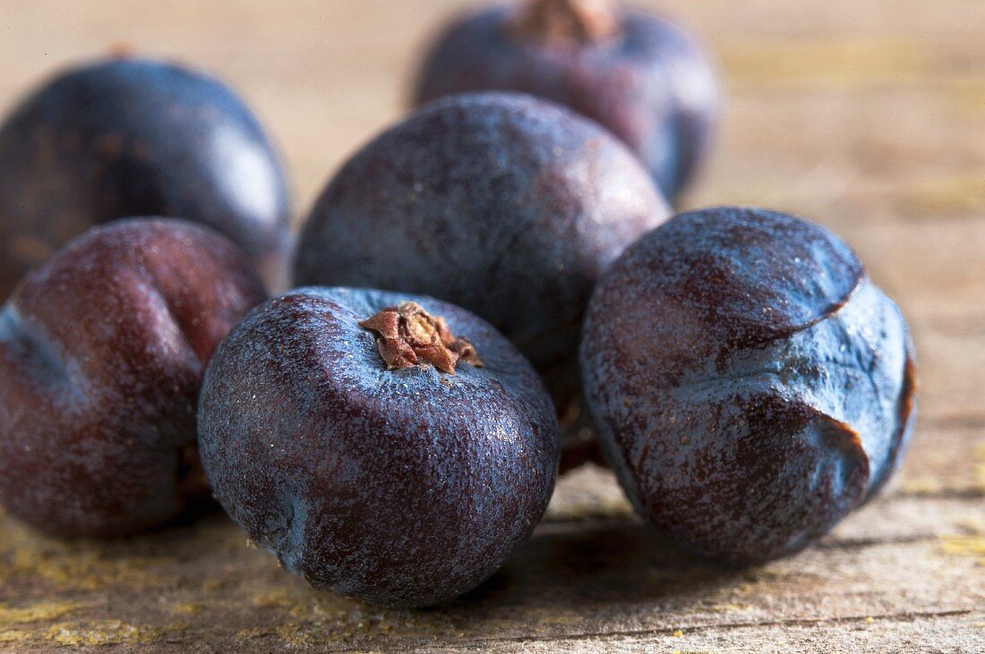 Juniper berries (close-up)