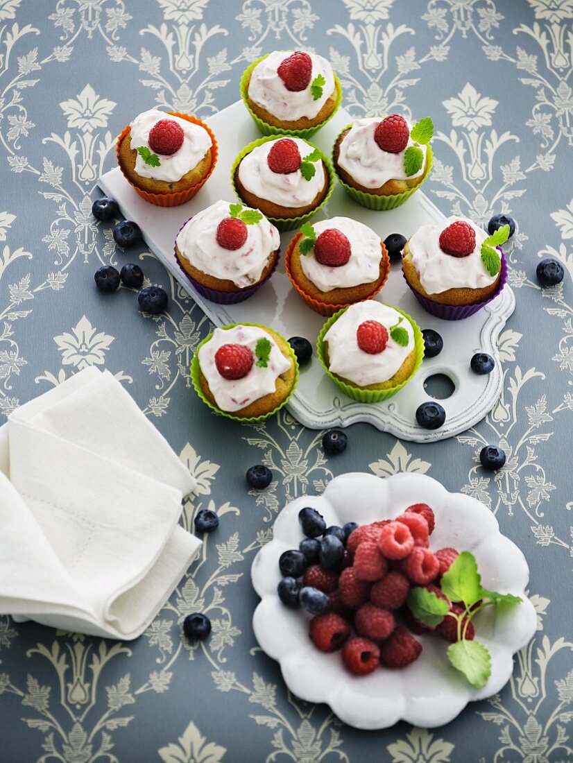 Berry cupcakes