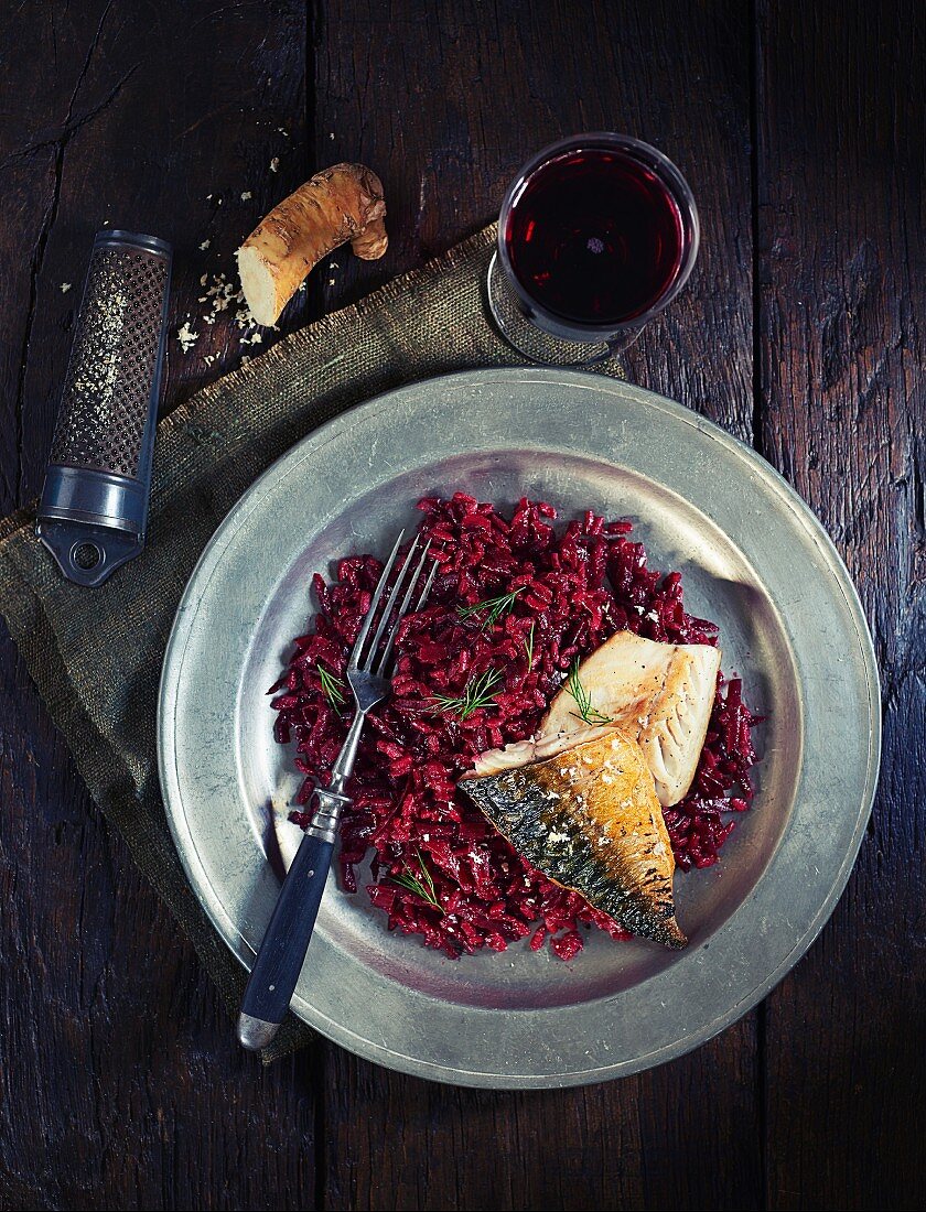 Mackerel with beetroot risotto
