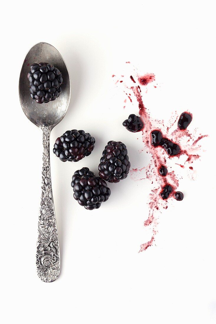 Blackberries with a spoon
