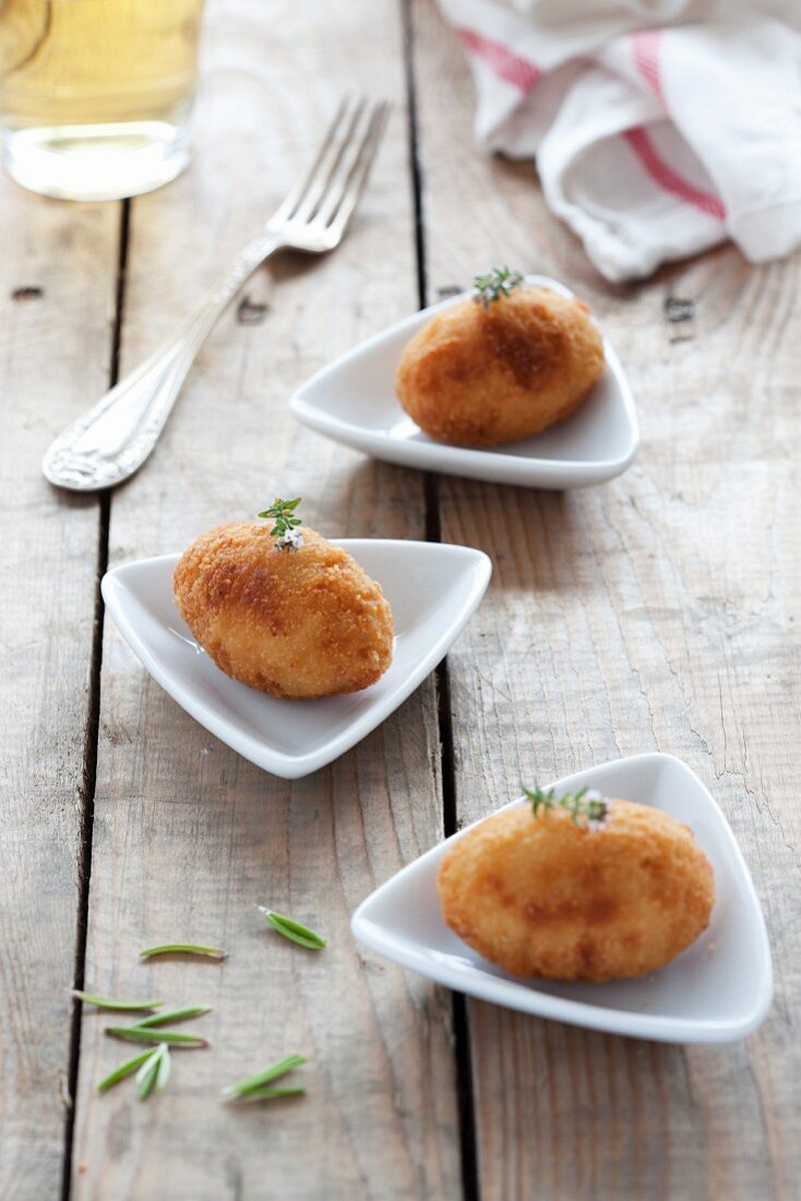 Hähnchenkroketten mit Rosmarin