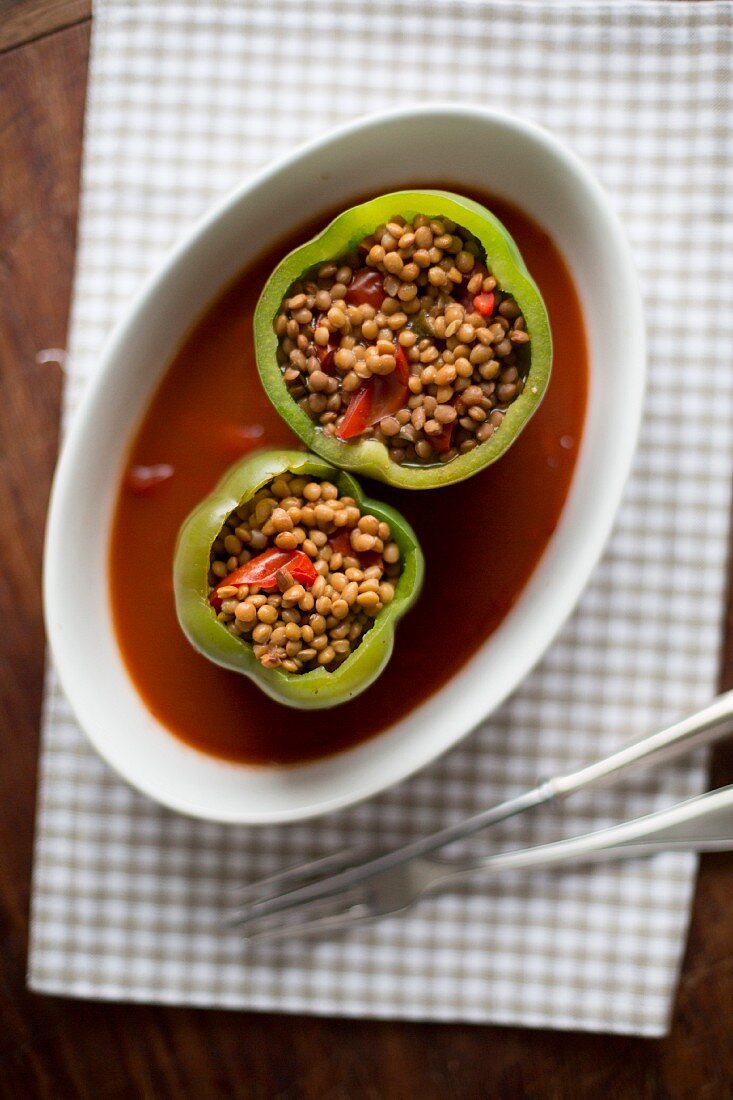 Peppers filled with lentils