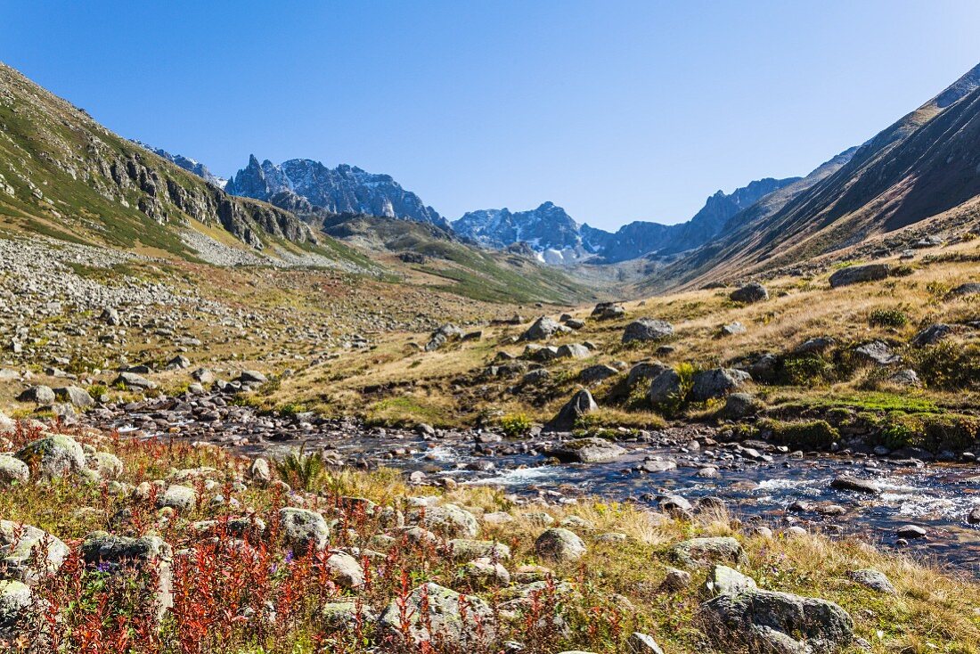 Landschaft im Kackar-Gebirge bei Kavrun unterhalb des Gipfels, Türkei