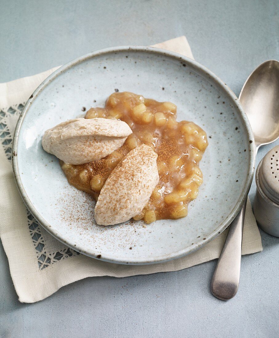 Cinnamon and apple compote with chestnut cream