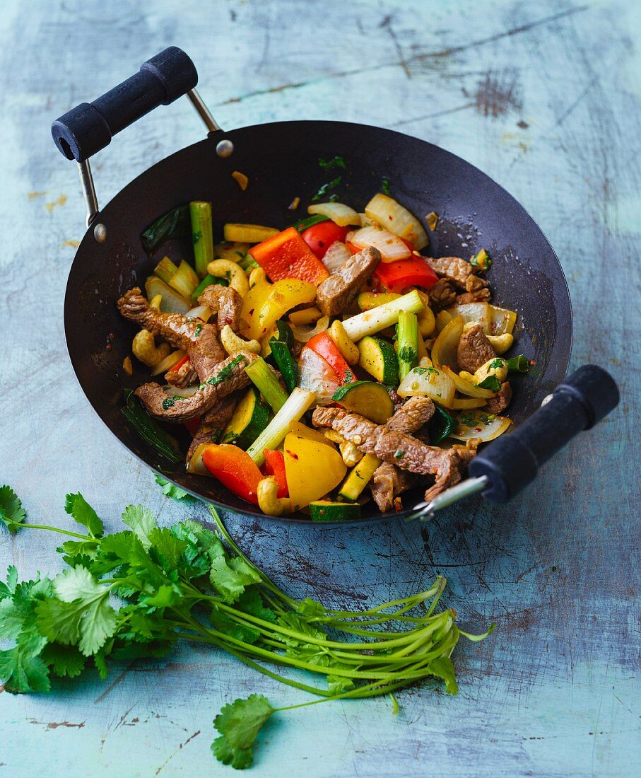 Stir-fried Thai vegetables and beef