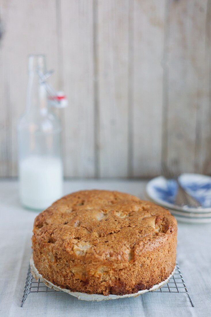 Apple and hazelnut cake