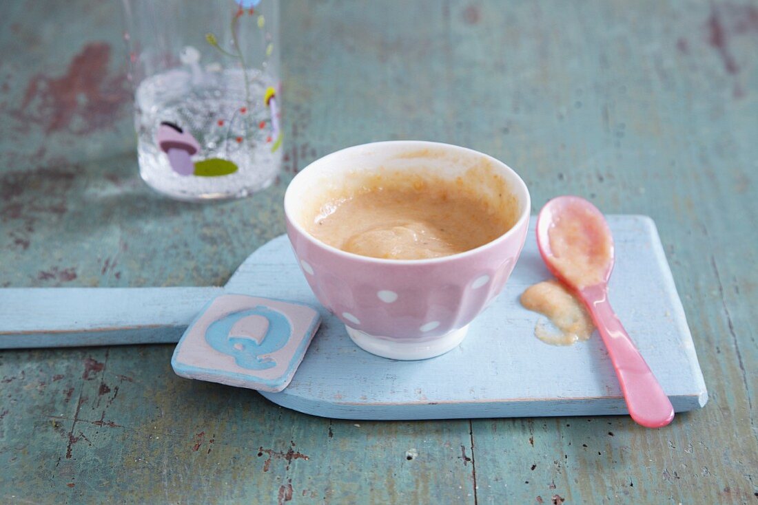 Fruit and couscous porridge