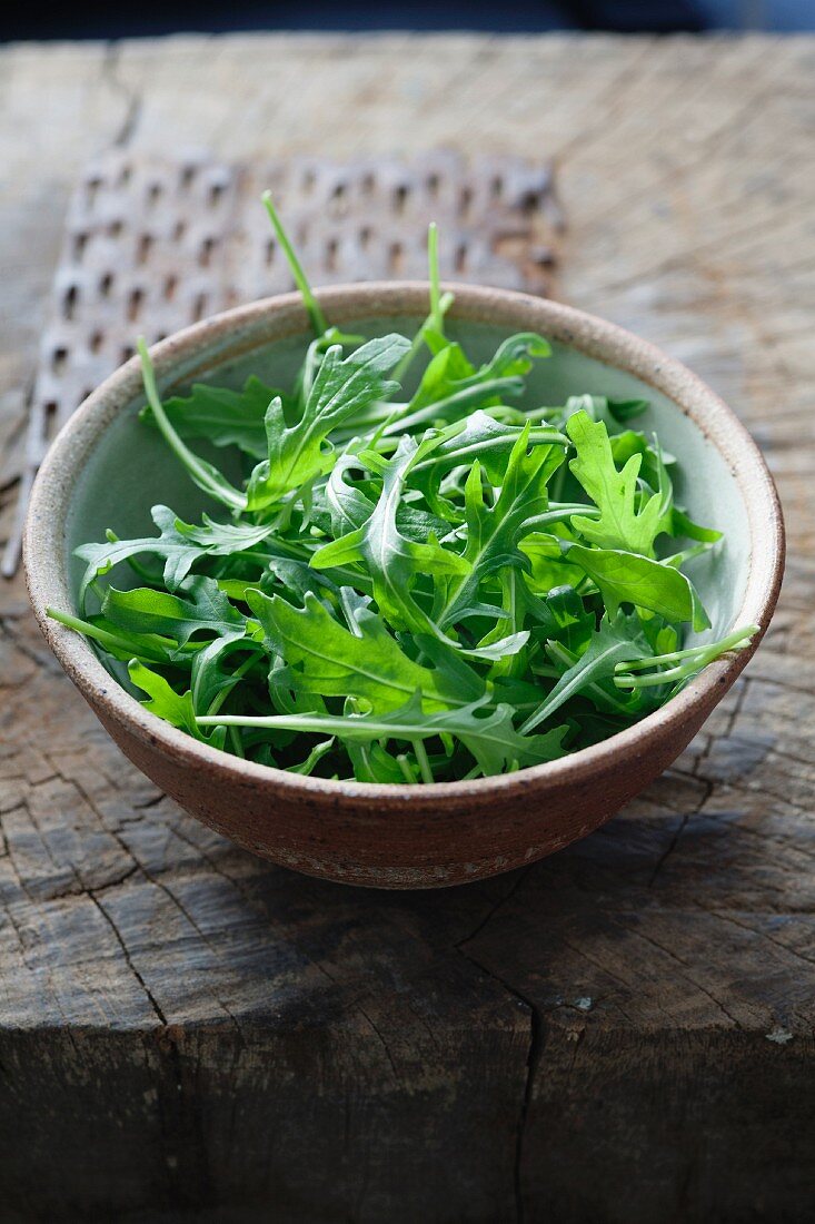 A bowl of fresh rocket