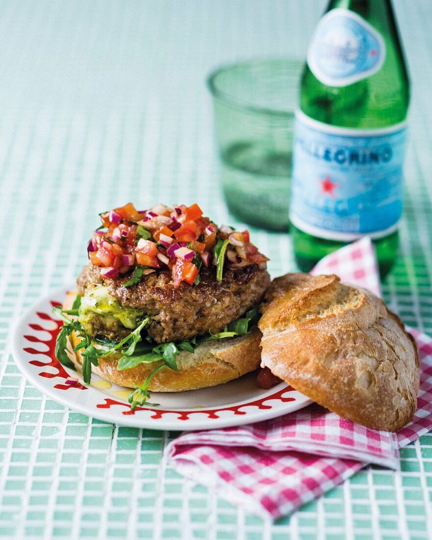 Italian burger with mozzarella, rocket and pesto