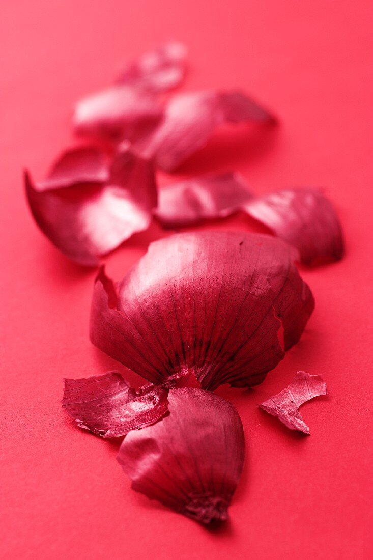 Red onion skins